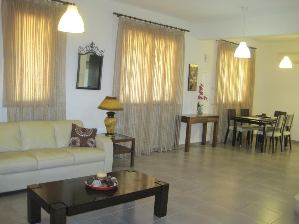 Polyxenia Isaak Villa Heaven Pernera Protaras Ngoại thất bức ảnh